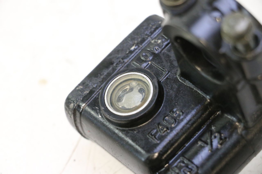 photo de FRONT BRAKE MASTER CYLINDER KYMCO GRAND DINK 125 (2008 - 2014) - Alternative perspective