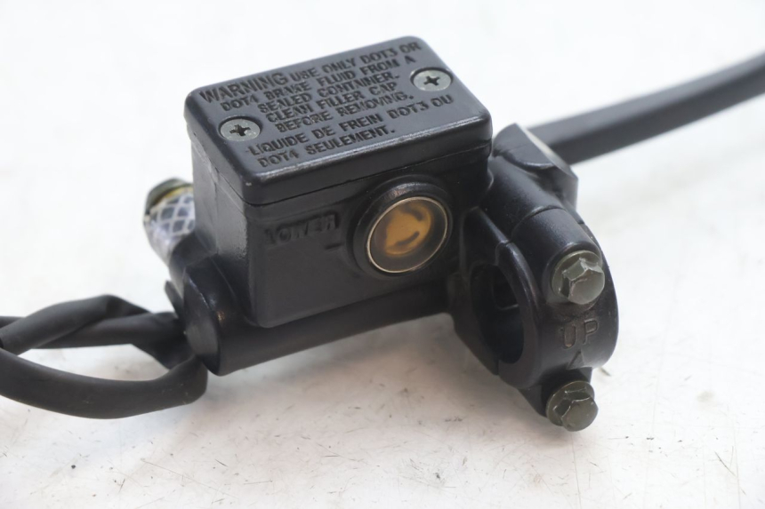 photo de FRONT BRAKE MASTER CYLINDER TNT MOTOR GRIDO 2T 50 (2010 - 2019) - Zoom on usage condition