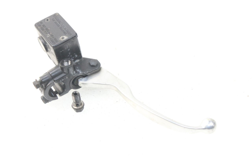 photo de FRONT BRAKE MASTER CYLINDER SYM GTS EFI ABS 125 (2012 - 2016) - Alternative perspective