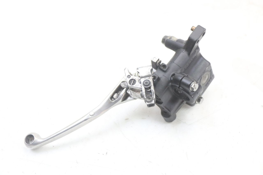 photo de FRONT BRAKE MASTER CYLINDER HONDA NES AROBASE 125 (2000 - 2003) - Fixing points details
