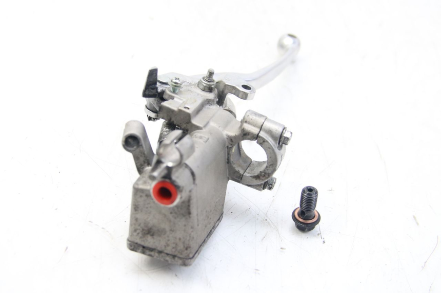 photo de FRONT BRAKE MASTER CYLINDER YAMAHA HW XENTER 125 (2011 - 2017) - Component detail