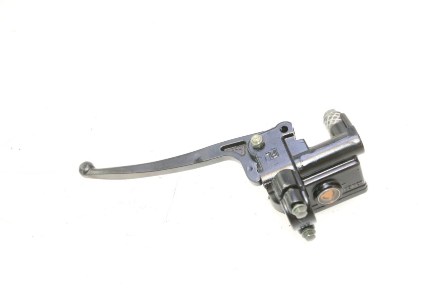 photo de FRONT BRAKE MASTER CYLINDER RIDE KALLIO 50 (2010 - 2019) - Alternative perspective