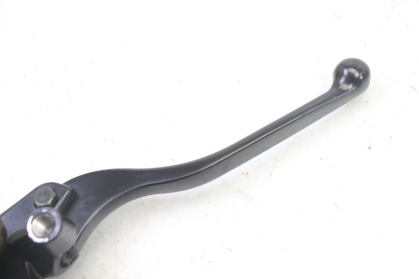 photo de FRONT BRAKE MASTER CYLINDER KIDEN KD125-G 125 (2018 - 2022) - Zoom on usage condition