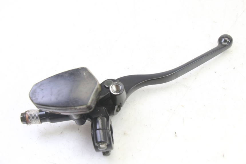 photo de FRONT BRAKE MASTER CYLINDER KIDEN KD125-G 125 (2018 - 2022) - Technical close-up