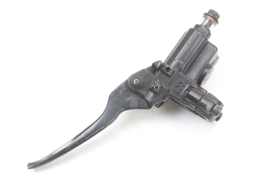 photo de FRONT BRAKE MASTER CYLINDER PEUGEOT KISBEE 2T 50 (2018 - 2022) - Technical close-up