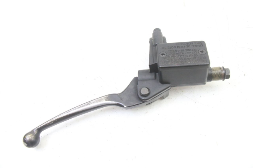 photo de FRONT BRAKE MASTER CYLINDER PEUGEOT KISBEE 2T 50 (2018 - 2022) - Alternative perspective