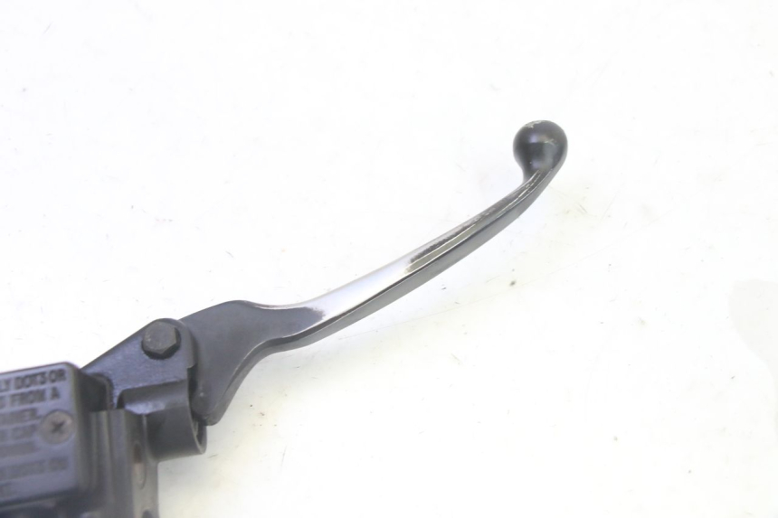 photo de FRONT BRAKE MASTER CYLINDER PEUGEOT KISBEE 2T 50 (2010 - 2017) - Zoom on usage condition