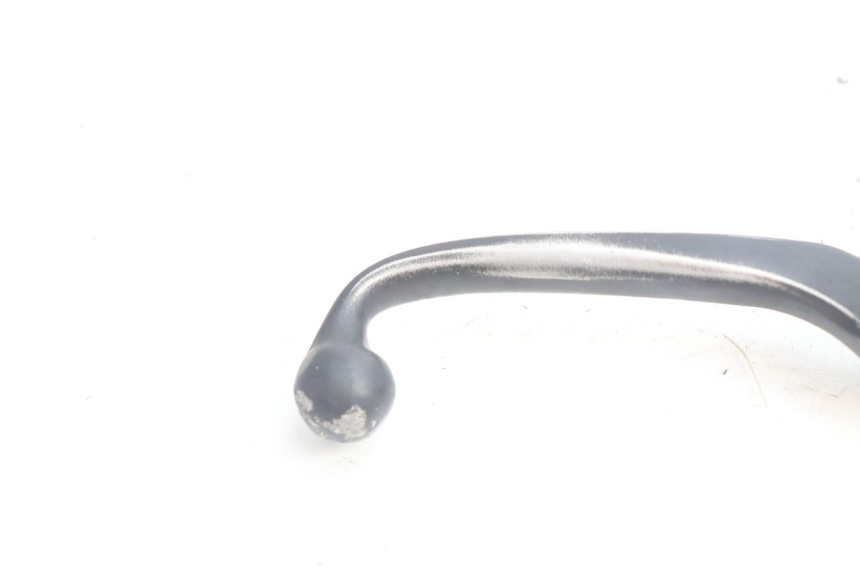 photo de FRONT BRAKE MASTER CYLINDER PEUGEOT KISBEE 2T 50 (2010 - 2017) - Fixing points details