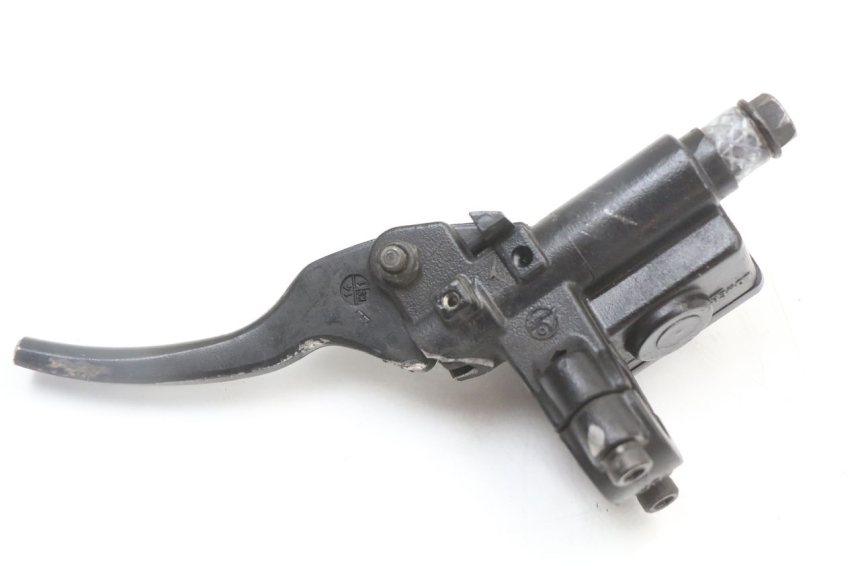 photo de FRONT BRAKE MASTER CYLINDER PEUGEOT KISBEE 4T 50 (2018 - 2022) - Alternative perspective