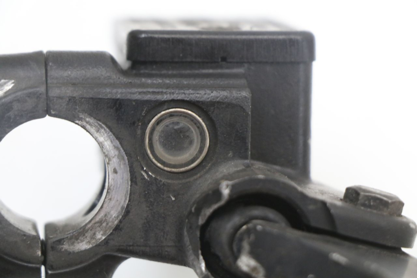 photo de FRONT BRAKE MASTER CYLINDER PEUGEOT KISBEE 4T 50 (2018 - 2022) - Technical close-up