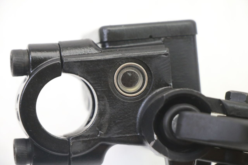 photo de FRONT BRAKE MASTER CYLINDER PEUGEOT KISBEE 4T 50 (2018 - 2022) - Technical close-up