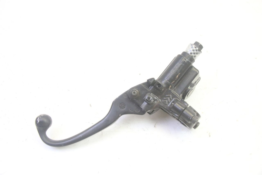 photo de FRONT BRAKE MASTER CYLINDER PEUGEOT KISBEE 4T 50 (2018 - 2022) - Fixing points details
