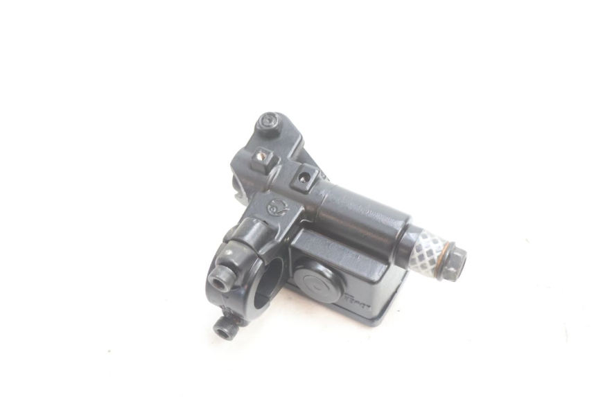 photo de FRONT BRAKE MASTER CYLINDER PEUGEOT KISBEE 4T 50 (2018 - 2022) - Technical close-up