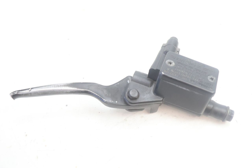 photo de FRONT BRAKE MASTER CYLINDER PEUGEOT KISBEE 4T 50 (2018 - 2022) - Alternative perspective
