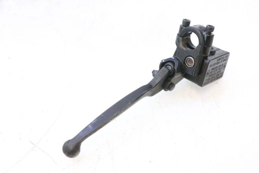 photo de FRONT BRAKE MASTER CYLINDER PEUGEOT KISBEE 4T 50 (2023 - 2026) - Zoom on usage condition