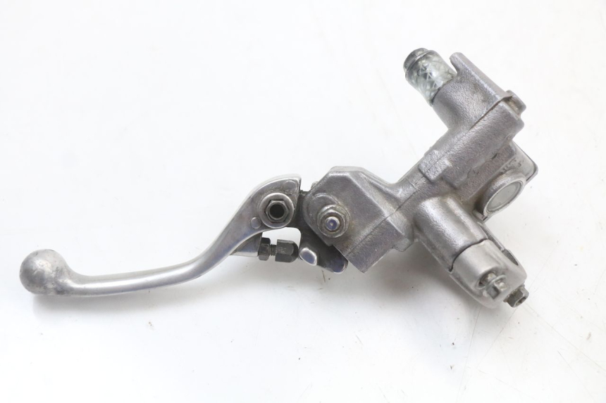 photo de FRONT BRAKE MASTER CYLINDER KAWASAKI KX 85 (2014 - 2021) - Alternative perspective