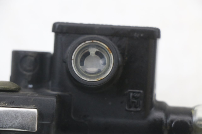 photo de FRONT BRAKE MASTER CYLINDER PIAGGIO LIBERTY 4T 50 (2004 - 2008) - Fixing points details