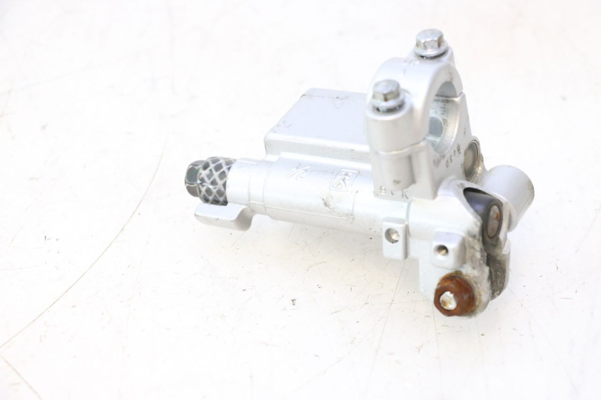 photo de FRONT BRAKE MASTER CYLINDER KYMCO LIKE 125 (2009 - 2016) - Zoom on usage condition