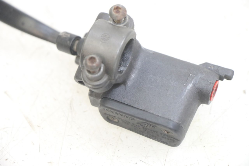 photo de FRONT BRAKE MASTER CYLINDER PEUGEOT LUDIX 50 (2005 - 2007) - Zoom on usage condition