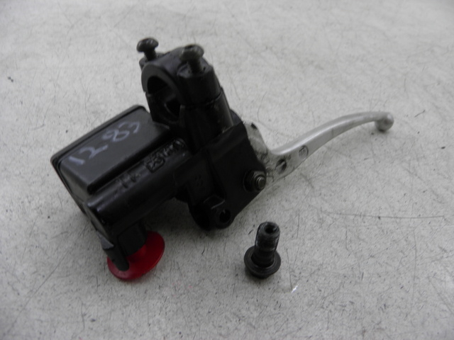 photo de FRONT BRAKE MASTER CYLINDER MBK WAAP 125 (2008 - 2013) - Product overview