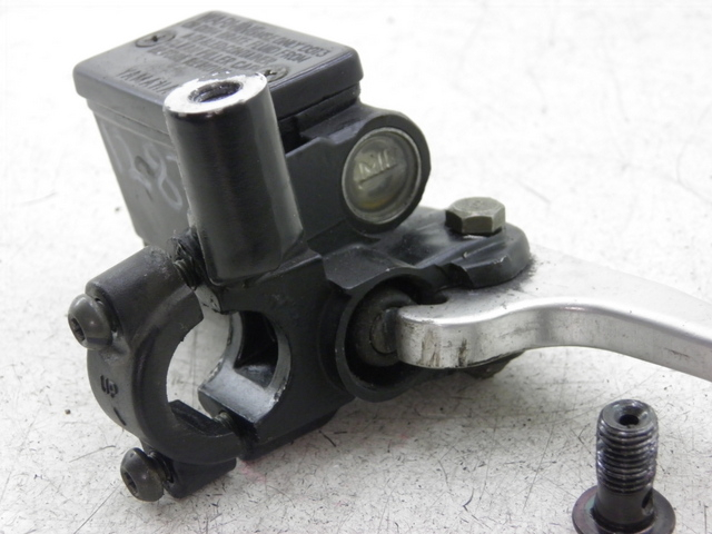 photo de FRONT BRAKE MASTER CYLINDER MBK WAAP 125 (2008 - 2013) - Surface and material condition