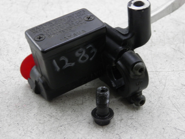 photo de FRONT BRAKE MASTER CYLINDER MBK WAAP 125 (2008 - 2013) - Markings and original references