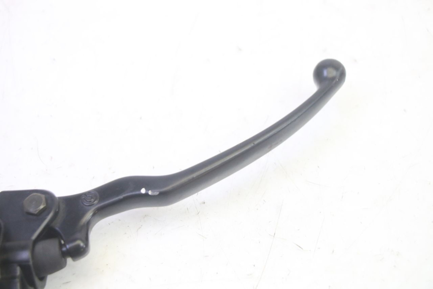 photo de FRONT MASTER CYLINDER PIAGGIO MP3 LT 400 (2007 - 2012) - Zoom on usage condition