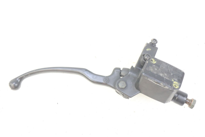 photo de FRONT BRAKE MASTER CYLINDER PIAGGIO MP3 125 (2006 - 2014) - Zoom on usage condition