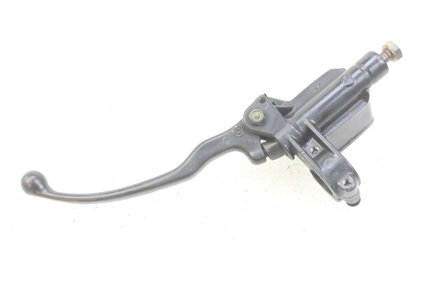 photo de FRONT BRAKE MASTER CYLINDER PIAGGIO MP3 125 (2006 - 2014) - Alternative perspective