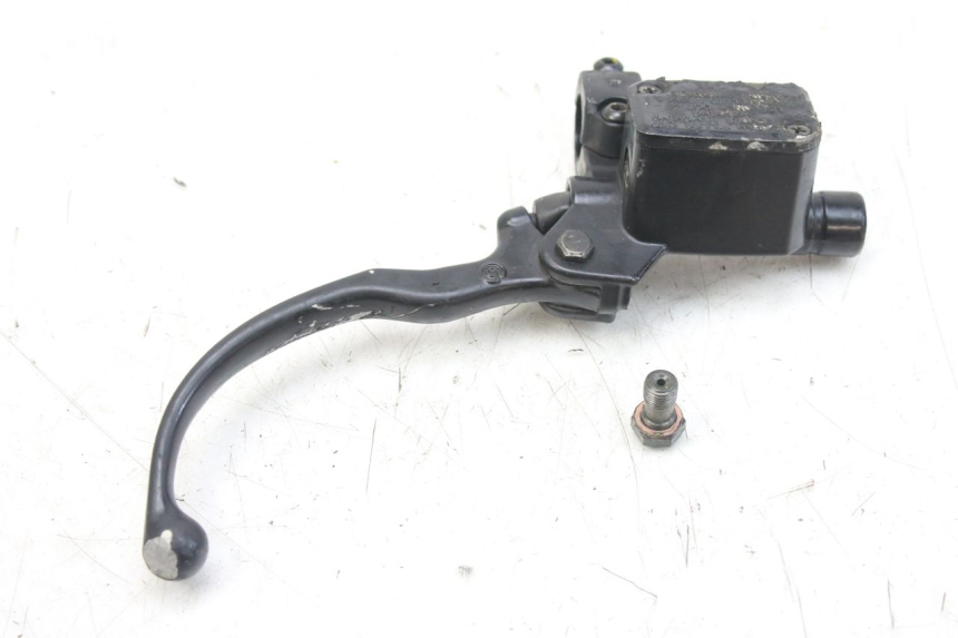 photo de FRONT MASTER CYLINDER PIAGGIO MP3 RL 250 (2006 - 2010) - Technical close-up