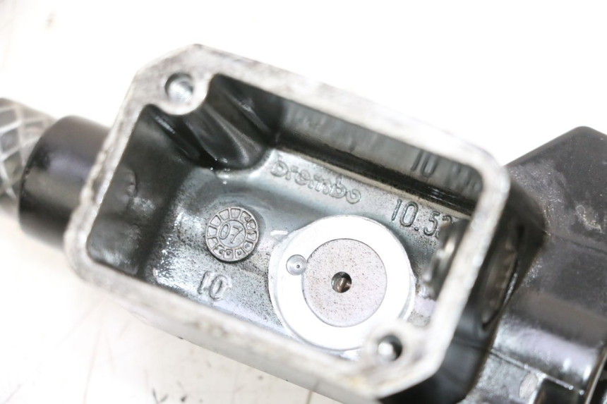 photo de FRONT MASTER CYLINDER PIAGGIO MP3 RL 250 (2006 - 2010) - Markings and original references