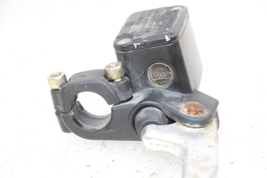 photo de FRONT BRAKE MASTER CYLINDER YAMAHA NEO'S NEOS 2T 50 (1998 - 2007) - Technical close-up