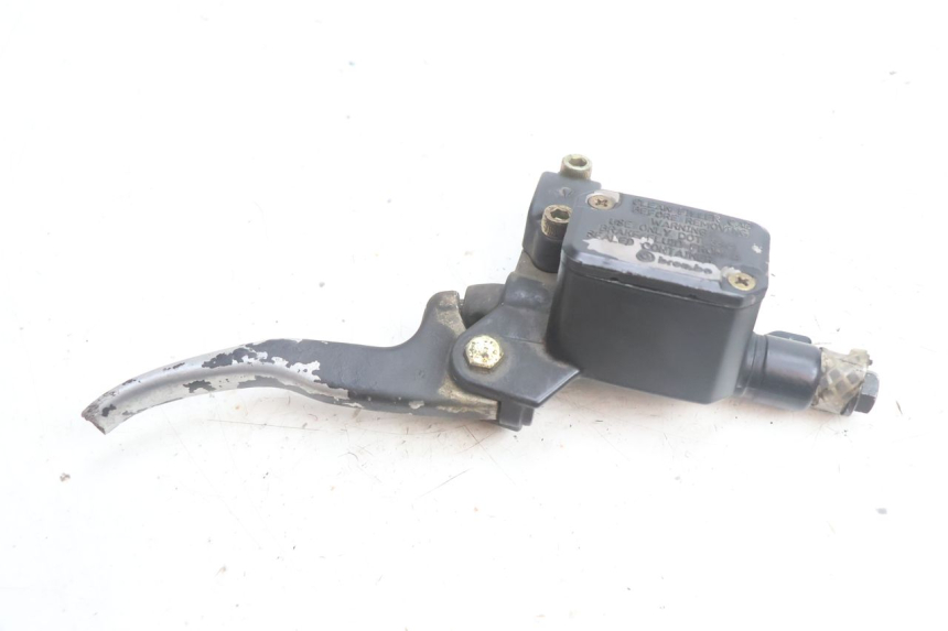 photo de FRONT BRAKE MASTER CYLINDER YAMAHA NEO'S NEOS 2T 50 (1998 - 2007) - Alternative perspective