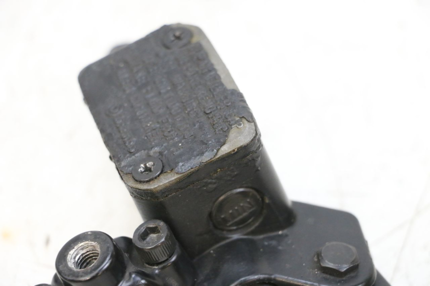 photo de FRONT BRAKE MASTER CYLINDER YAMAHA NEOS NEO'S 4T 50 (2008 - 2016) - Markings and original references