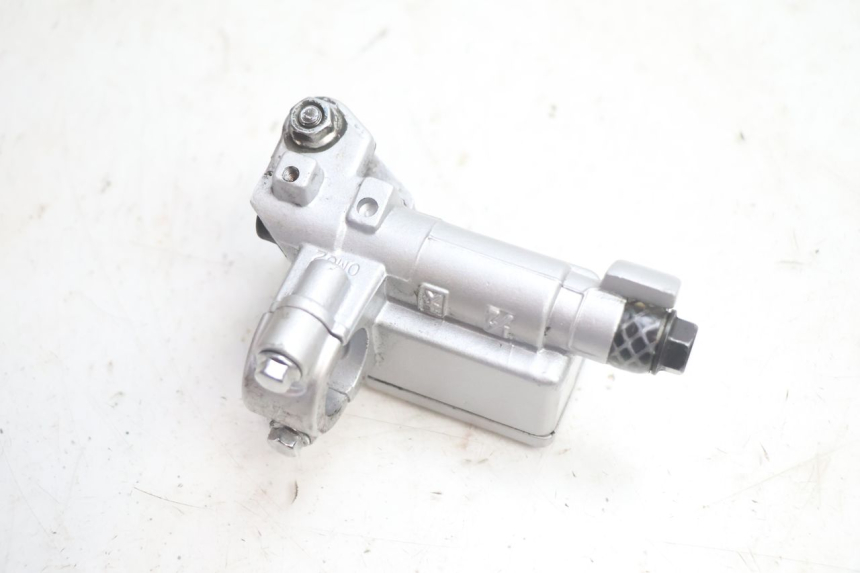 photo de FRONT BRAKE MASTER CYLINDER KYMCO LIKE 4T 50 (2019 - 2025) - Fixing points details
