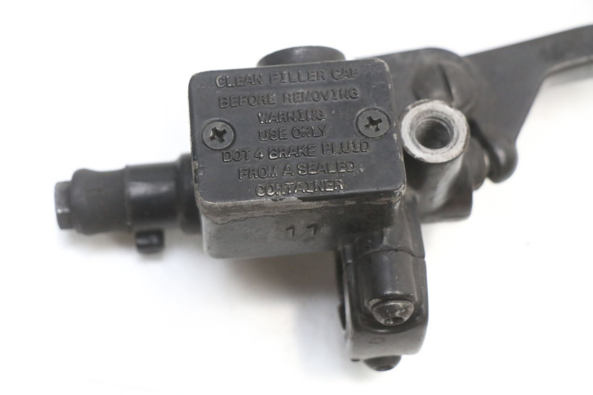 photo de FRONT BRAKE MASTER CYLINDER PIAGGIO NEW TYPHOON 50 (2018 - 2021) - Zoom on usage condition
