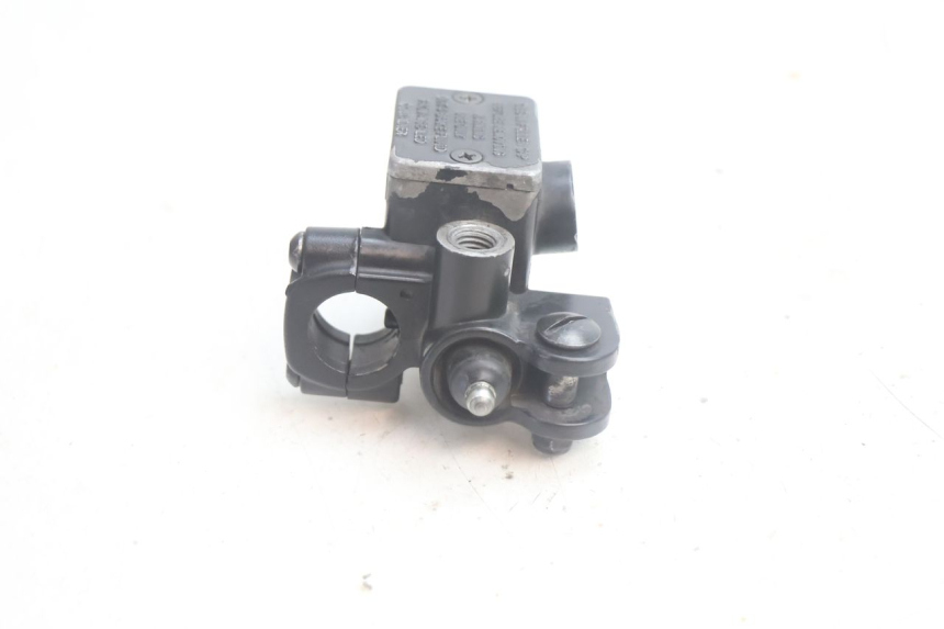 photo de FRONT BRAKE MASTER CYLINDER PIAGGIO NEW TYPHOON 50 (2018 - 2021) - Zoom on usage condition