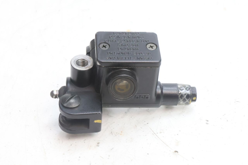 photo de FRONT BRAKE MASTER CYLINDER PIAGGIO NEW TYPHOON 50 (2018 - 2021) - Alternative perspective