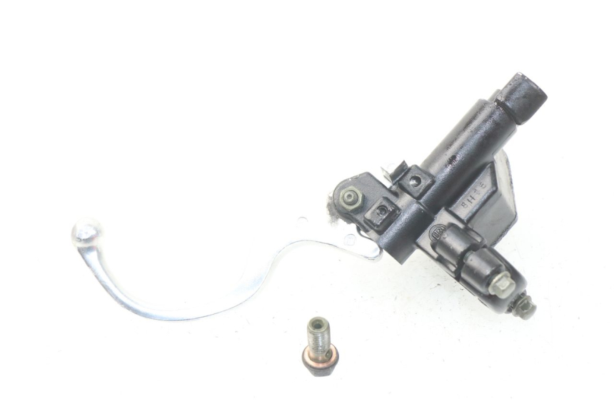 photo de FRONT MASTER CYLINDER SYM ORBIT III 3 4T 50 (2018 - 2021) - Zoom on usage condition