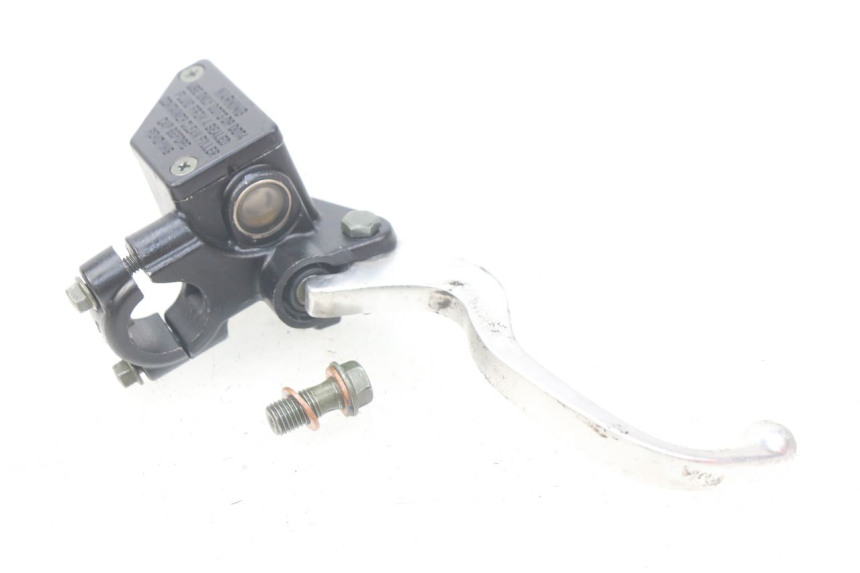 photo de FRONT MASTER CYLINDER SYM ORBIT III 3 4T 50 (2018 - 2021) - Zoom on usage condition