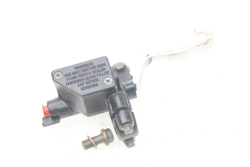 photo de FRONT MASTER CYLINDER SYM ORBIT III 3 4T 50 (2018 - 2021) - Alternative perspective