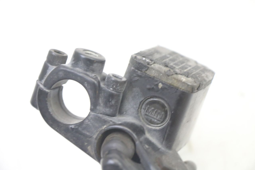 photo de FRONT BRAKE MASTER CYLINDER MBK OVETTO 4T 50 (2008 - 2016) - Product overview