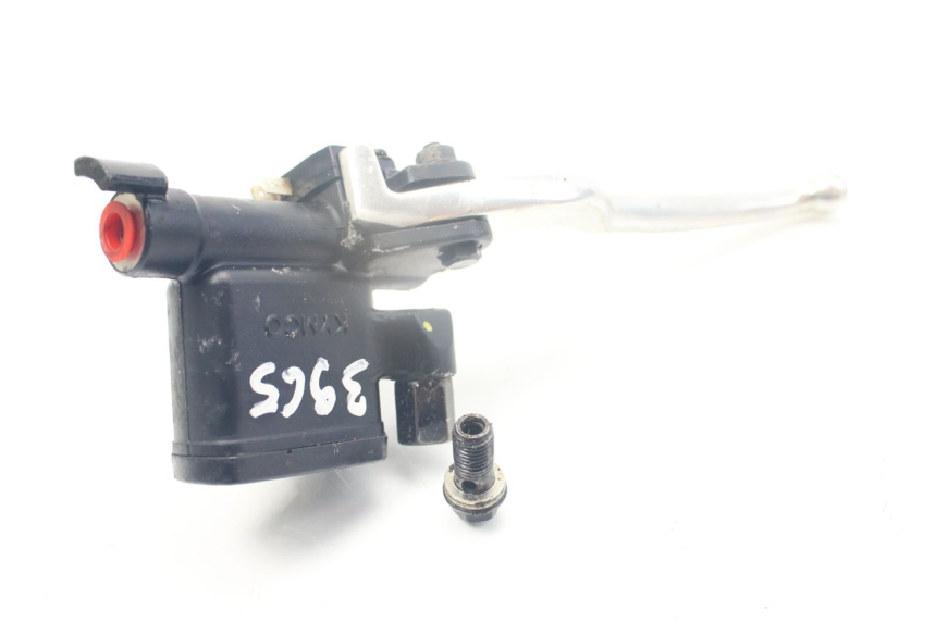photo de FRONT MASTER CYLINDER KYMCO PEOPLE 250 (2004 - 2008) - Technical close-up