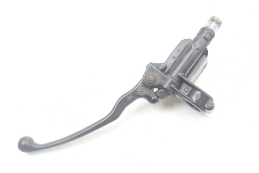 photo de FRONT BRAKE MASTER CYLINDER PIAGGIO BEVERLY 125 (1998 - 2005) - Fixing points details