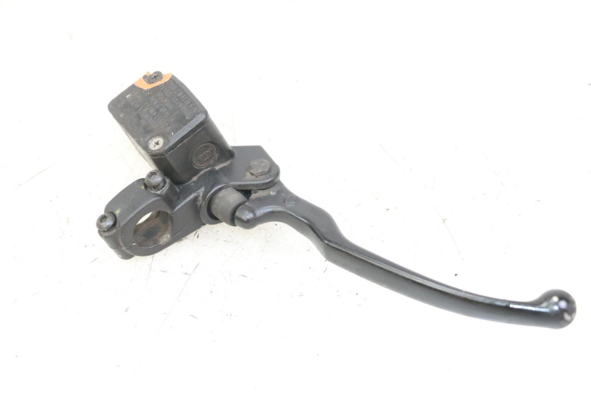photo de FRONT BRAKE MASTER CYLINDER PIAGGIO MP3 125 (2006 - 2014) - Alternative perspective