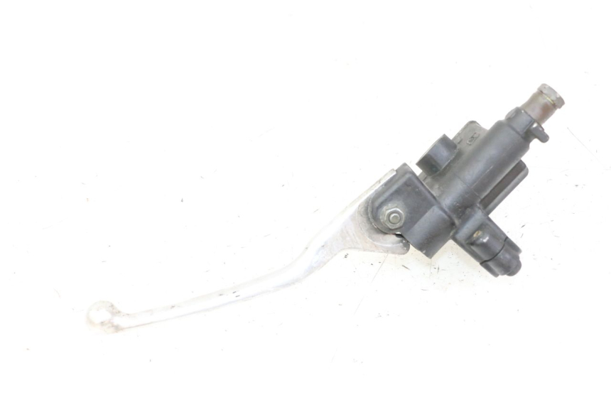 photo de FRONT BRAKE MASTER CYLINDER PIAGGIO VESPA GRANTURISMO 200 (2004 - 2005) - Zoom on usage condition