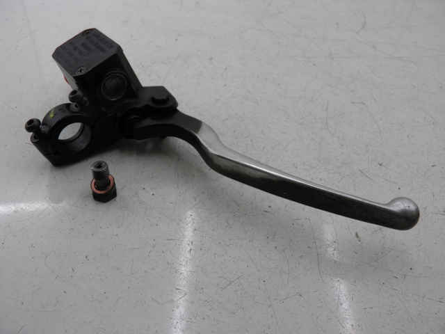 photo de FRONT BRAKE MASTER CYLINDER PIAGGIO X8 STREET 125 (2006 - 2007) - Fixing points details