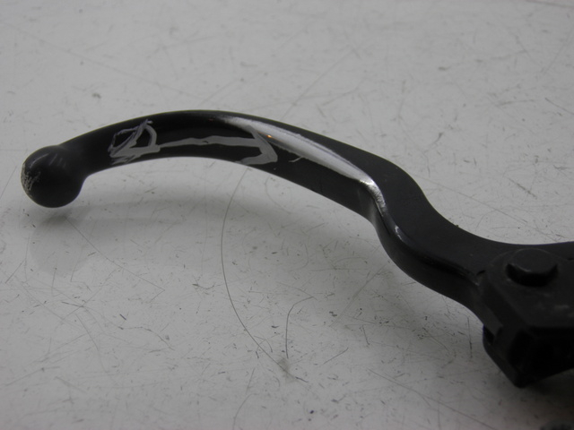 photo de FRONT BRAKE MASTER CYLINDER PIAGGIO XEVO - X EVO 125 (2010 - 2015) - Component detail