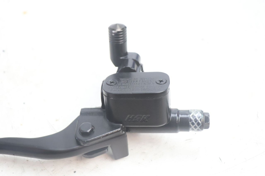 photo de FRONT BRAKE MASTER CYLINDER JM MOTORS R-MAX TECH 50 (2024 - 2026) - Surface and material condition