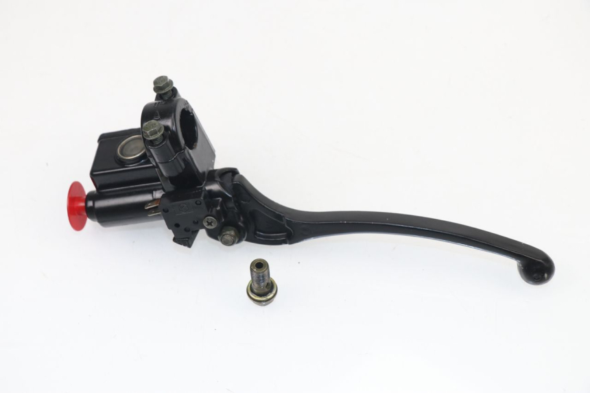 photo de FRONT BRAKE MASTER CYLINDER BHM REVENGER 50 (2009 - 2015) - Technical close-up